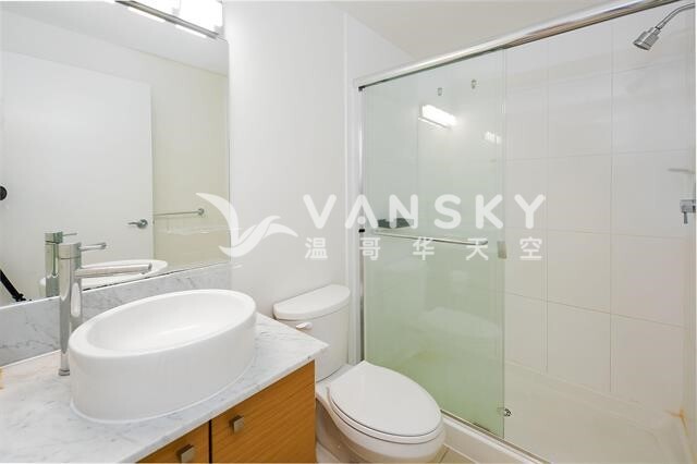260612174936_bathroom 2.jpg